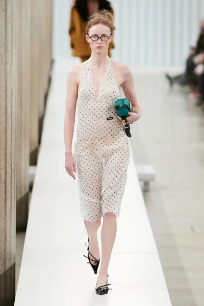 Look 5